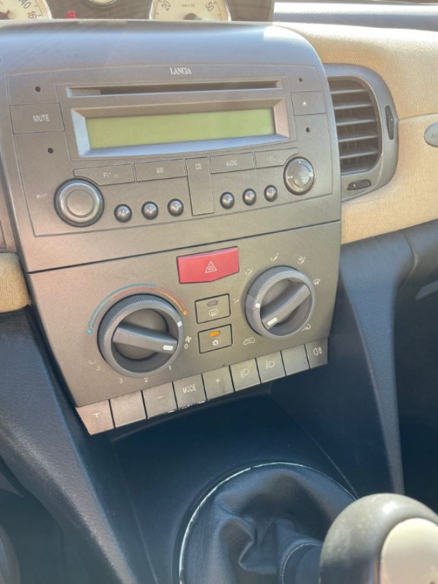LANCIA YPSILON 1.3 MJT 75 CV ARGENTO - foto 10