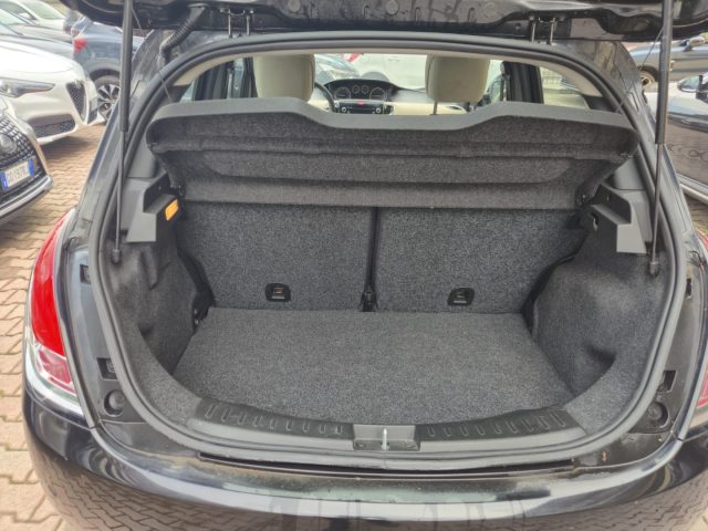 LANCIA YPSILON 0.9 TWINAIR 85 CV 5 PORTE METANO - foto 14