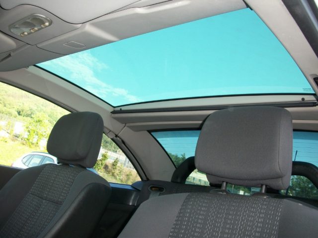 RENAULT MEGANE CABRIO 1.9 DCI/130CV DYNAMIQUE - foto 7