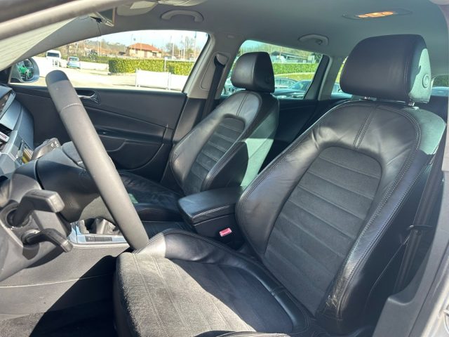 VOLKSWAGEN PASSAT 2.0 TDI 170CV DPF VAR. HIGHLINE - foto 11