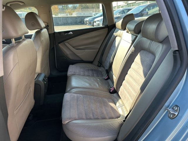 VOLKSWAGEN PASSAT 2.0 TDI 170CV DSG HIGHLINE - foto 12