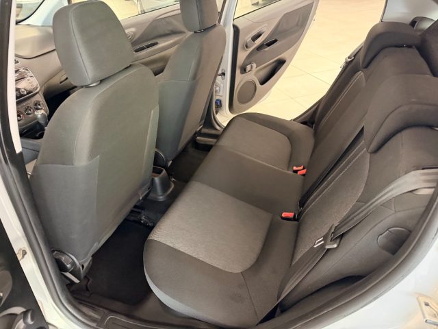 FIAT PUNTO 1.3 MJT II 75 CV 5 PORTE STREET - foto 10