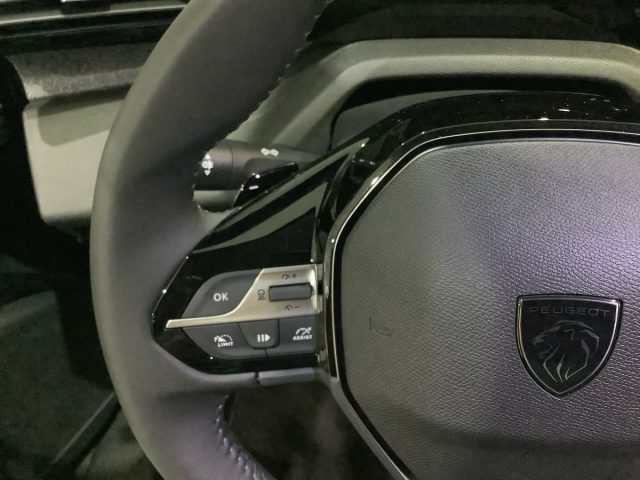 PEUGEOT 408 HYBRID 136 E-DCS6 ALLURE - foto 21
