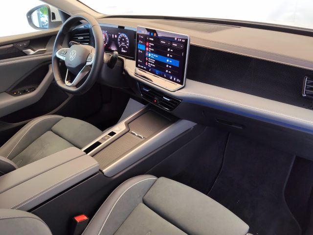VOLKSWAGEN PASSAT VARIANT 2.0 TDI SCR EVO DSG BUSINESS - foto 9