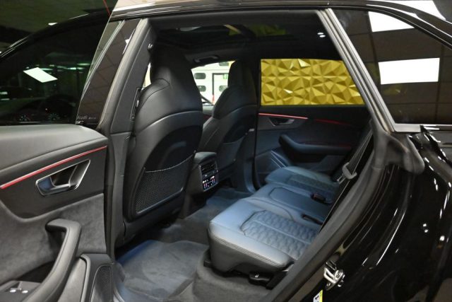 AUDI RS Q8 PERFORMANCE 640CV MOD.2027 CARBO - foto 33