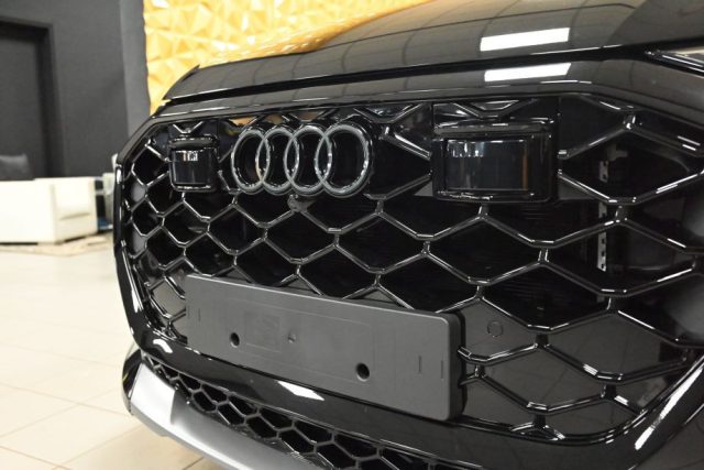 AUDI RS Q8 PERFORMANCE 640CV MOD.2027 CARBO - foto 17