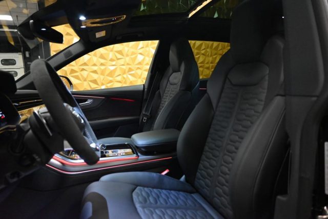 AUDI RS Q8 PERFORMANCE 640CV MOD.2027 CARBO - foto 31