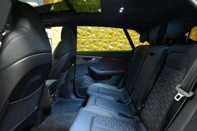 AUDI RS Q8 PERFORMANCE 640CV MOD.2027 CARBO - foto 35