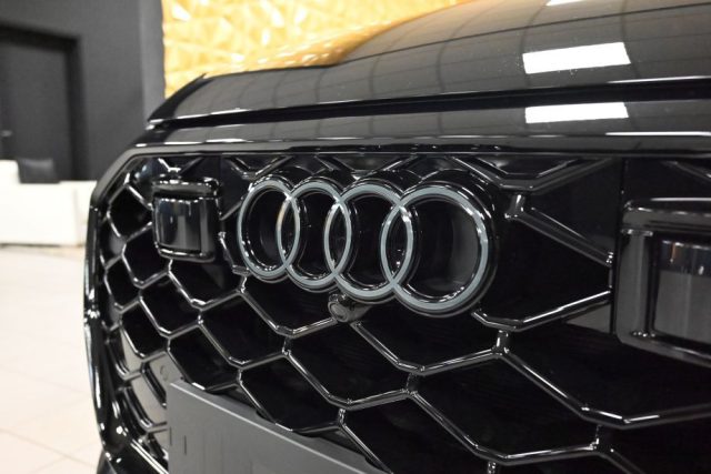 AUDI RS Q8 PERFORMANCE 640CV MOD.2027 CARBO - foto 16