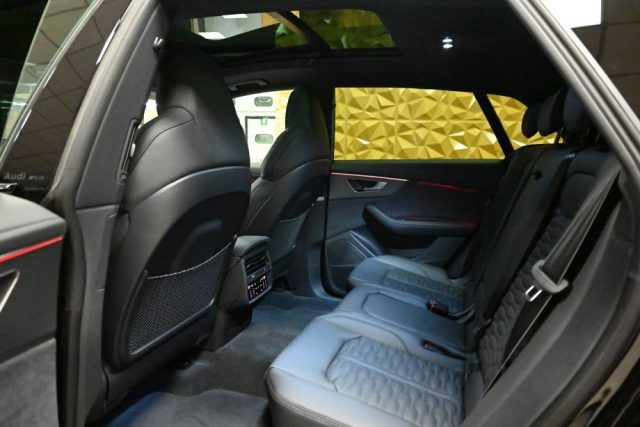 AUDI RS Q8 PERFORMANCE 640CV MOD.2027 CARBO - foto 34