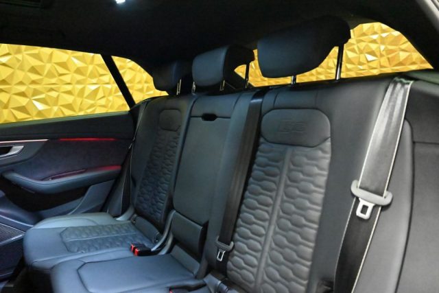AUDI RS Q8 PERFORMANCE 640CV MOD.2027 CARBO - foto 37