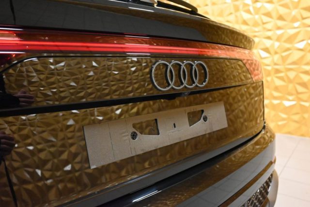 AUDI RS Q8 PERFORMANCE 640CV MOD.2027 CARBO - foto 26