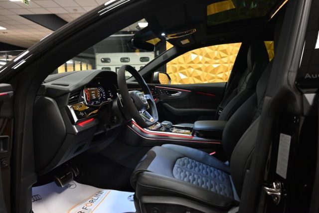 AUDI RS Q8 PERFORMANCE 640CV MOD.2027 CARBO - foto 28