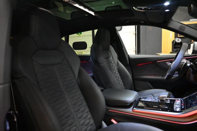 AUDI RS Q8 PERFORMANCE 640CV MOD.2027 CARBO - foto 45