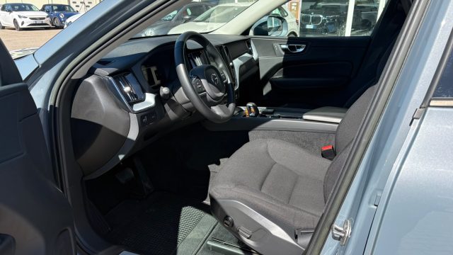 VOLVO XC60 B4 (D) AWD AUTO MOMENTUM N1 *NET - foto 7