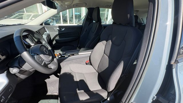 VOLVO XC60 B4 (D) AWD AUTO MOMENTUM N1 *NET - foto 10