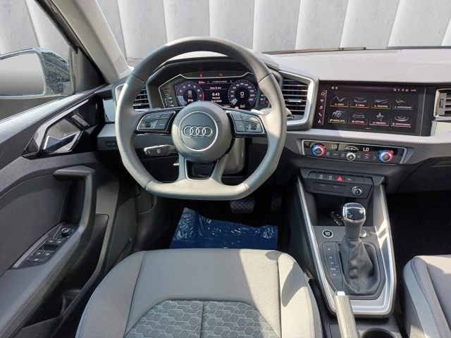 AUDI A1 SPB 30 TFSI BLACK-LINE PACKLUCI  - foto 13