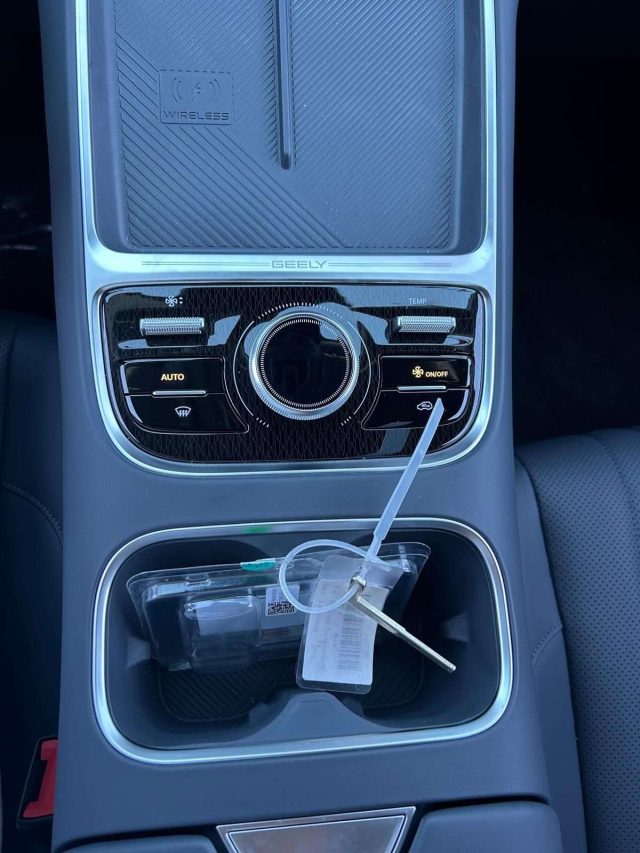 GEELY STARRAY EM-I 1.5 PLUG-IN HYBRID LAUNCH EDITIO - foto 10