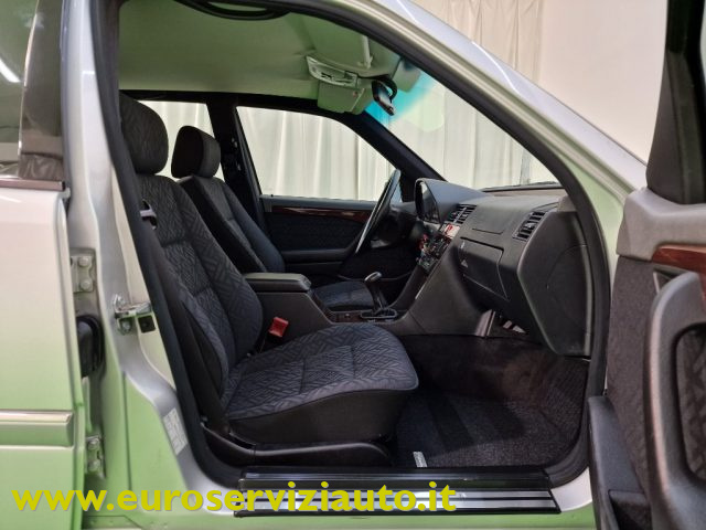 MERCEDES-BENZ C 180 CAT ELEGANCE - foto 31