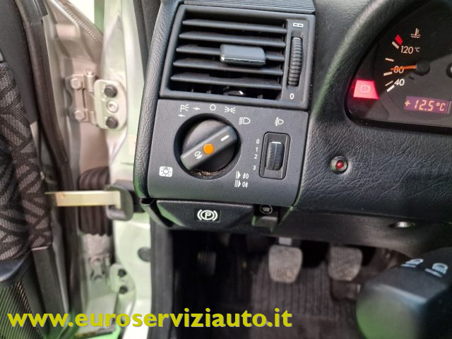 MERCEDES-BENZ C 180 CAT ELEGANCE - foto 25