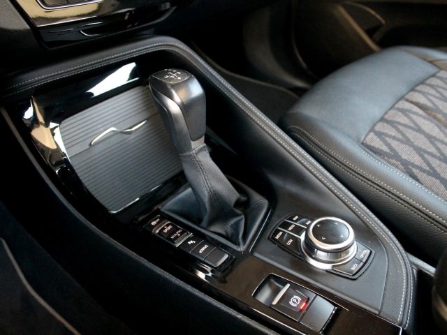 BMW X1 25EPLUGIN X-LINE TETTO PELLE UNI - foto 21