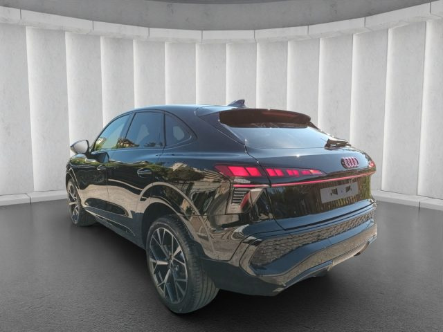 AUDI Q3 2000 SPB TDI BLACKLINE 150CV STR - foto 6