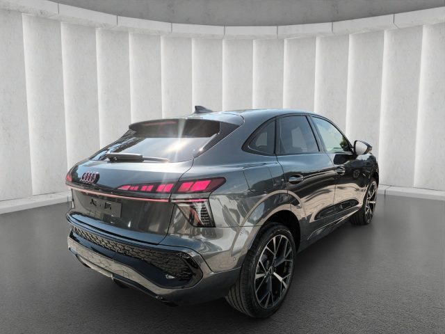 AUDI Q3 2000 SPB TDI BLACKLINE 150CV STR - foto 8
