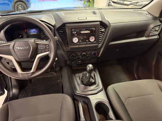 ISUZU D-MAX N60 1.9 SPACE CAB B 4X4 - foto 8