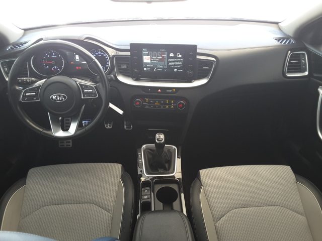 KIA XCEED 1.6 CRDI 115CV STYLE *TAGLIANDI  - foto 9