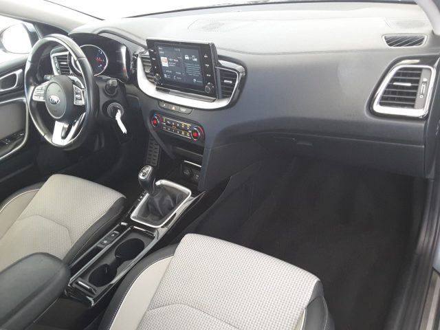 KIA XCEED 1.6 CRDI 115CV STYLE *TAGLIANDI  - foto 10