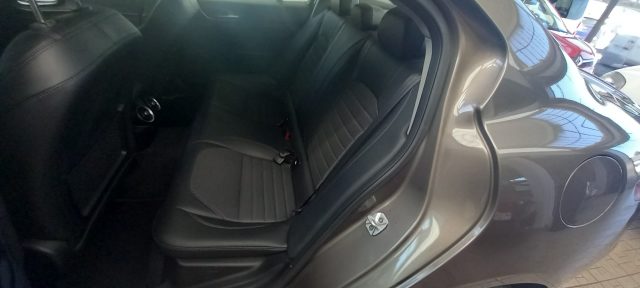ALFA ROMEO GIULIA 2.2 TURBODIESEL 180 CV SUPER MAN - foto 9