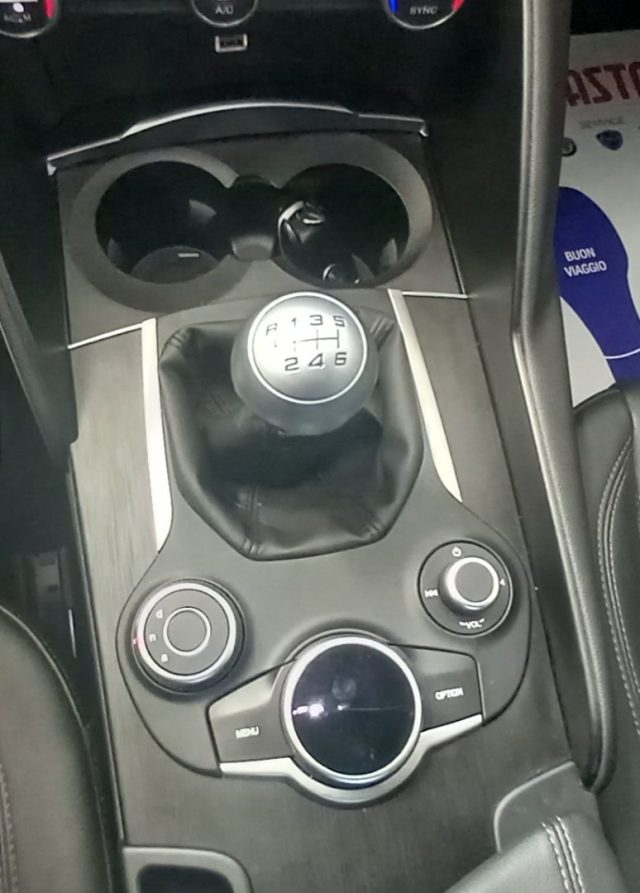ALFA ROMEO GIULIA 2.2 TURBODIESEL 180 CV SUPER MAN - foto 15