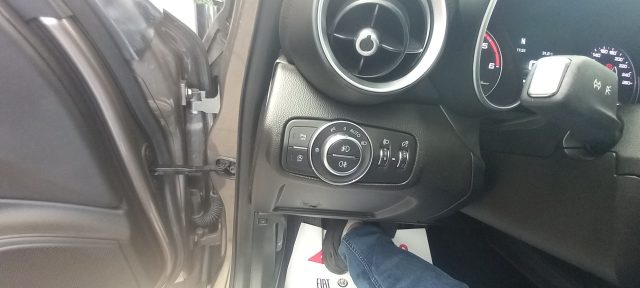 ALFA ROMEO GIULIA 2.2 TURBODIESEL 180 CV SUPER MAN - foto 16