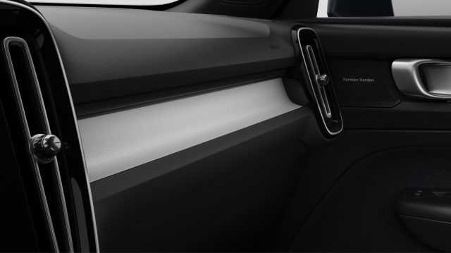 VOLVO XC40 CORE B3 AUTO PREZZO PROMO FINO A - foto 12