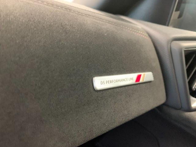 DS DS 3 CROSSBACK PERFORMANCE LINE 1.5 BLUEHDI STR - foto 11