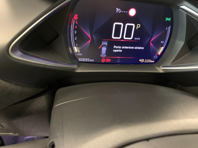DS DS 3 CROSSBACK PERFORMANCE LINE 1.5 BLUEHDI STR - foto 35