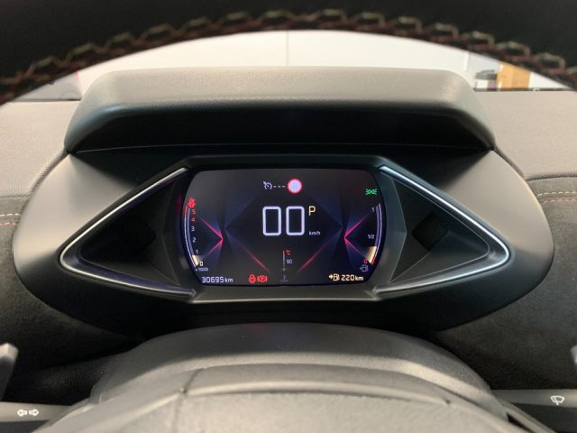 DS DS 3 CROSSBACK PERFORMANCE LINE 1.5 BLUEHDI STR - foto 24