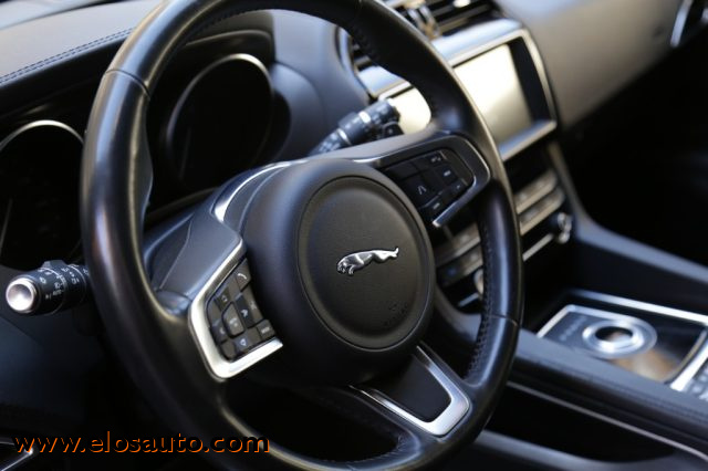 JAGUAR F-PACE 2.0 D 180 CV AWD AUT. CHEQUERED  - foto 19