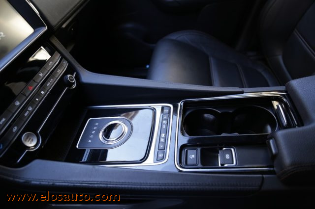 JAGUAR F-PACE 2.0 D 180 CV AWD AUT. CHEQUERED  - foto 20