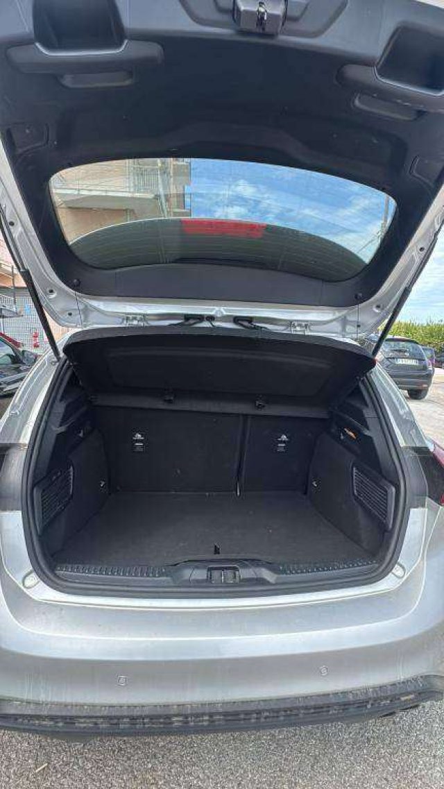 FORD FOCUS 5P ST-LINE 1.0T ECOBOOST HYBRID  - foto 7