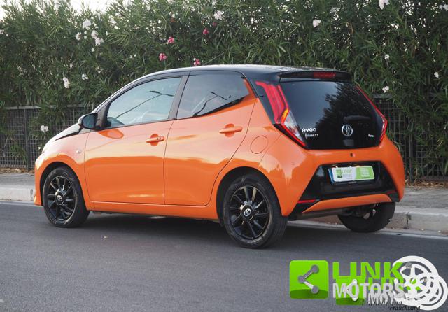 TOYOTA AYGO CONNECT ORANGE 1.0 VVT-I 72 CV 5 - foto 18