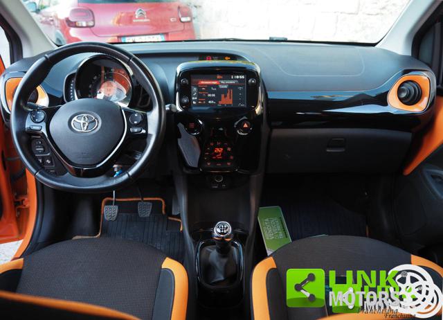 TOYOTA AYGO CONNECT ORANGE 1.0 VVT-I 72 CV 5 - foto 22