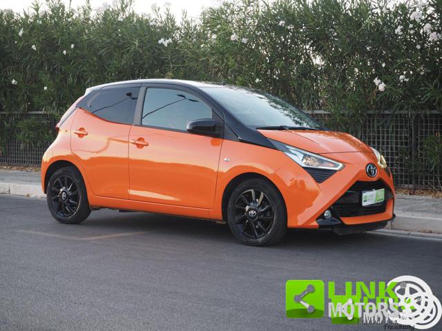 TOYOTA AYGO CONNECT ORANGE 1.0 VVT-I 72 CV 5 - foto 17