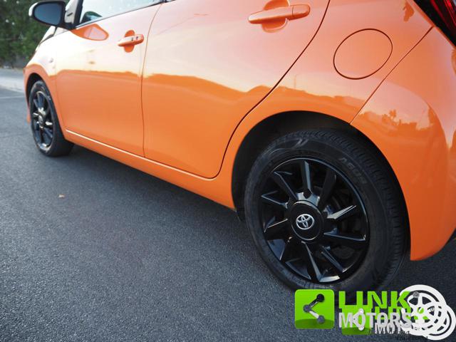 TOYOTA AYGO CONNECT ORANGE 1.0 VVT-I 72 CV 5 - foto 9