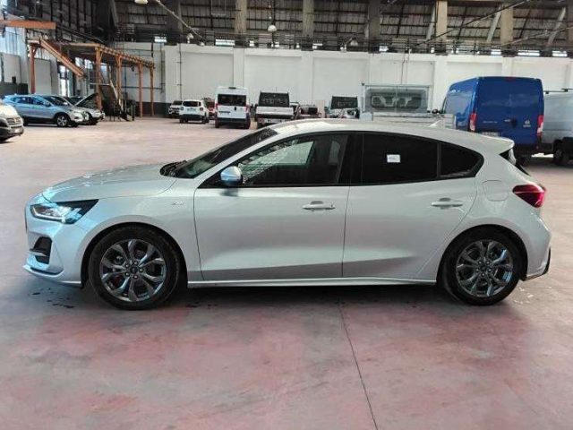 FORD FOCUS 5P ST-LINE 1.0T ECOBOOST HYBRID  - foto 3