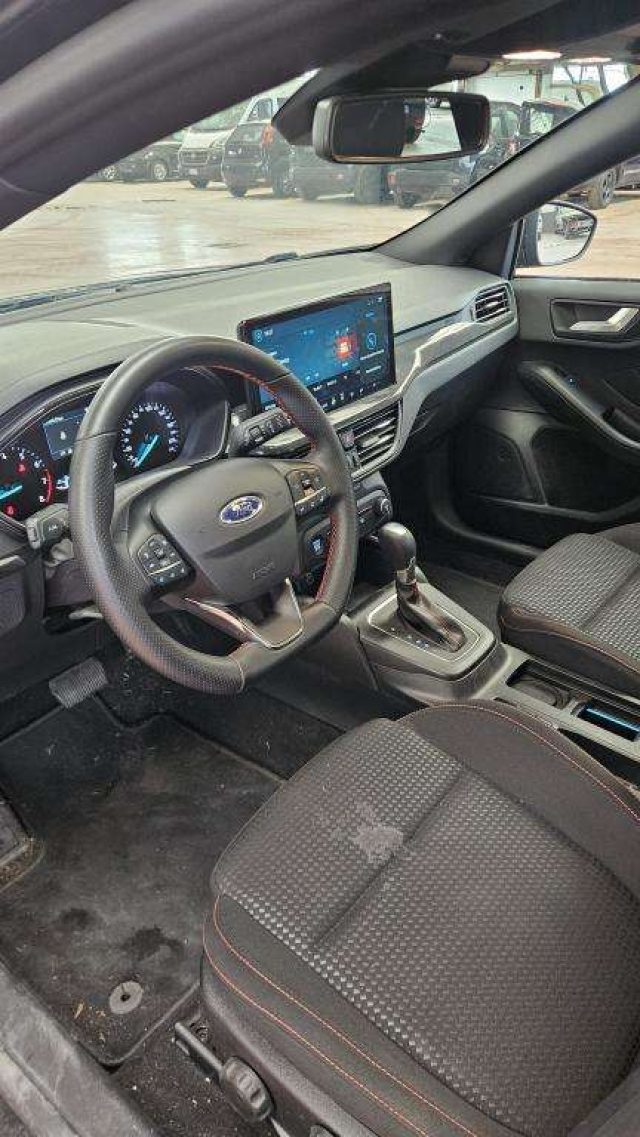 FORD FOCUS 5P ST-LINE 1.0T ECOBOOST HYBRID  - foto 14