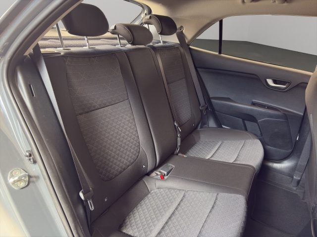 KIA RIO 1.0 T-GDI MHEV STYLE 100 CV - foto 17