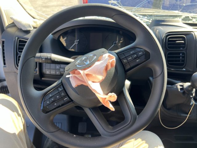 TOYOTA PROACE MAX 33 2.2 BLUEHDI 120CV - foto 17