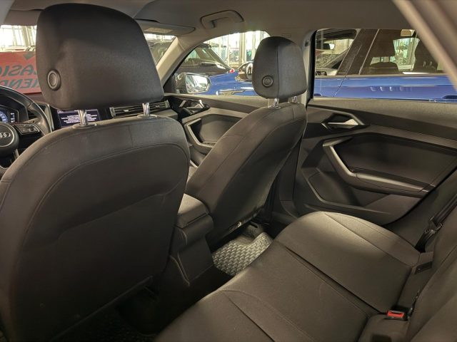 AUDI A1 SPORBACK 25 TFSI S TRONIC ADMIRE - foto 11