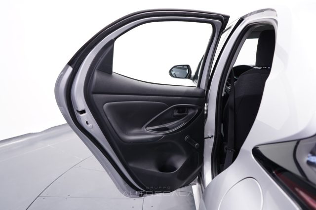 TOYOTA YARIS 1.5 HYBRID 5 PORTE BUSINESS - foto 22